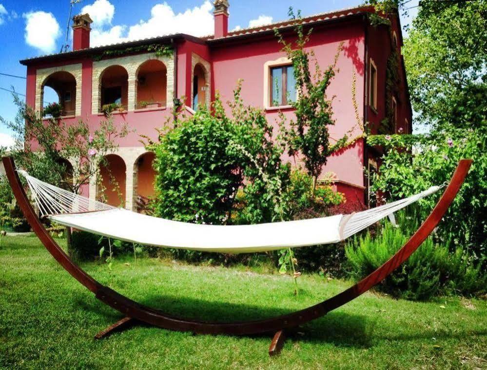 Hotel Isola Dei Calanchi Atri Esterno foto